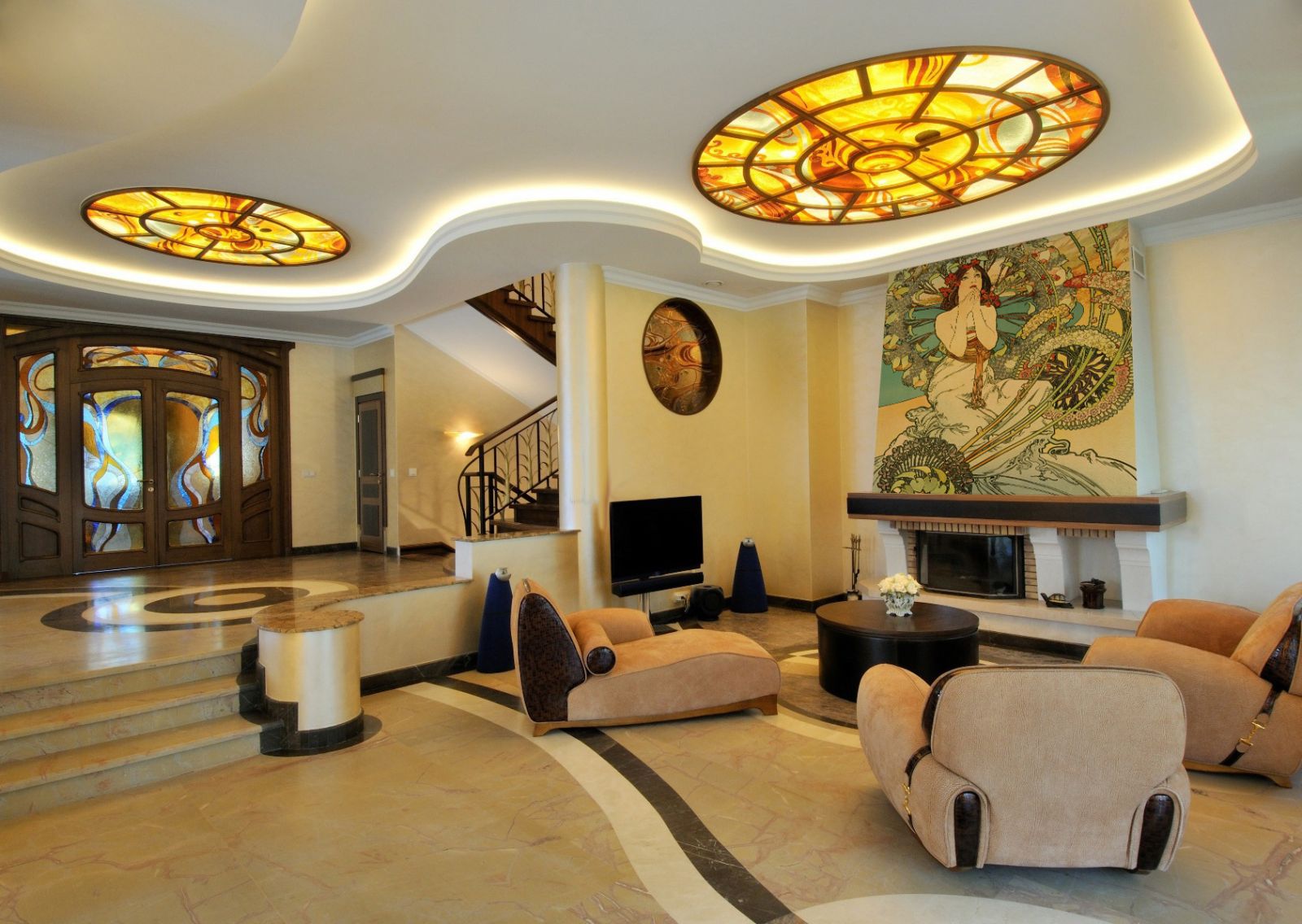 1. Дизайн гостиной с изразцовым камином